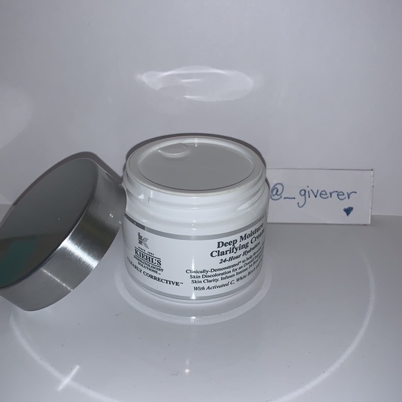 Kiehl’s Clearly Corrective Deep Moist Clarifying - Picture 3 of 11